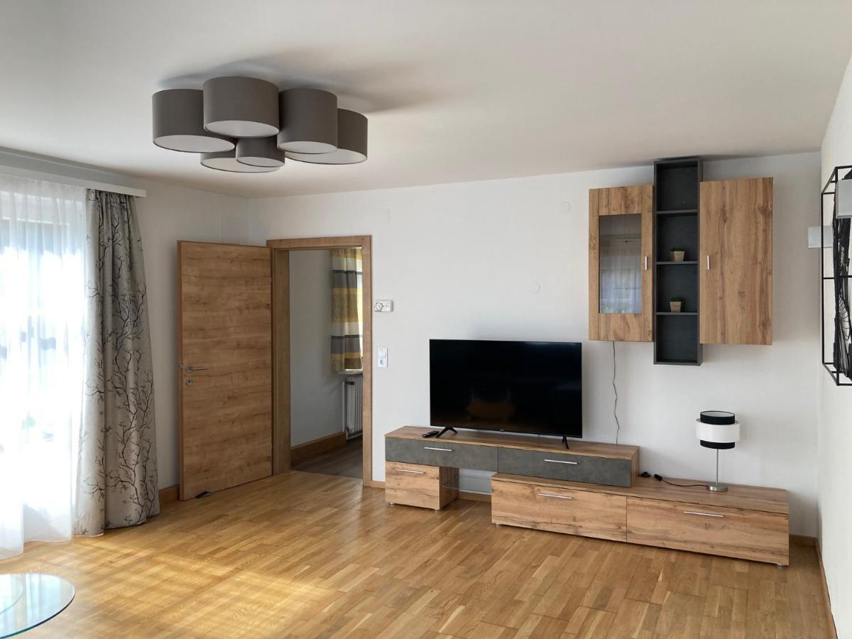 Apartementhaus Schoendorfer Strobl Exterior photo